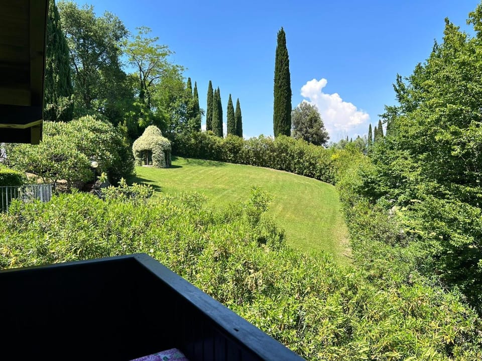 Al Mulino - immerso nel Golf Resort Apartment in Lake Garda
