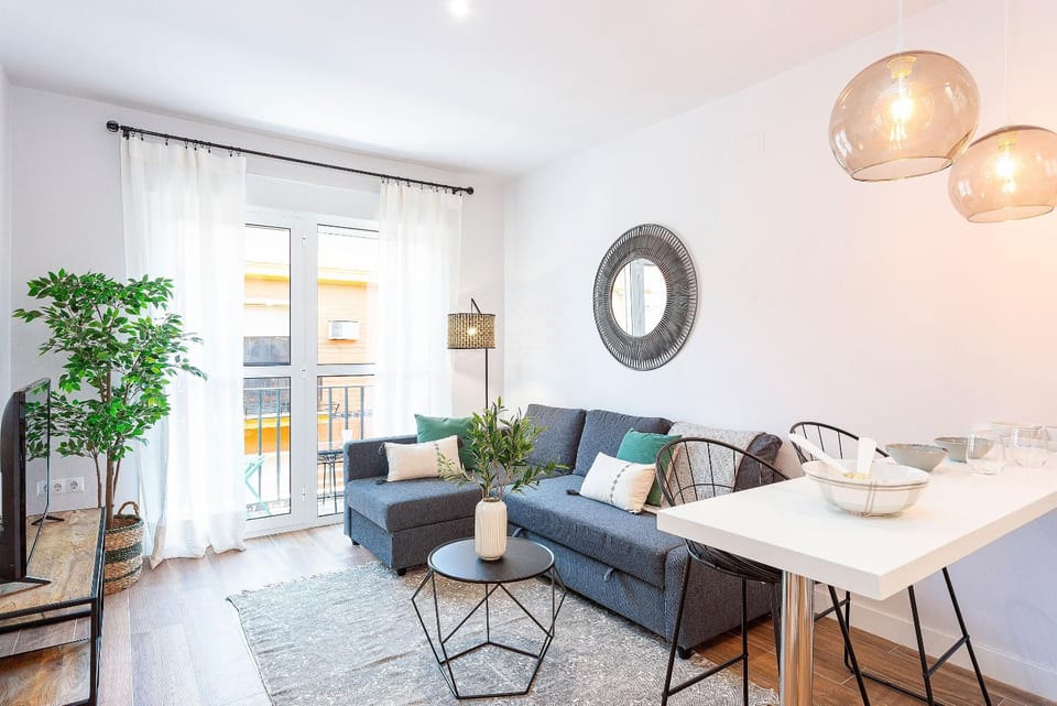 Communal lounge/ TV room, TV and multimedia, Living room, Seating area