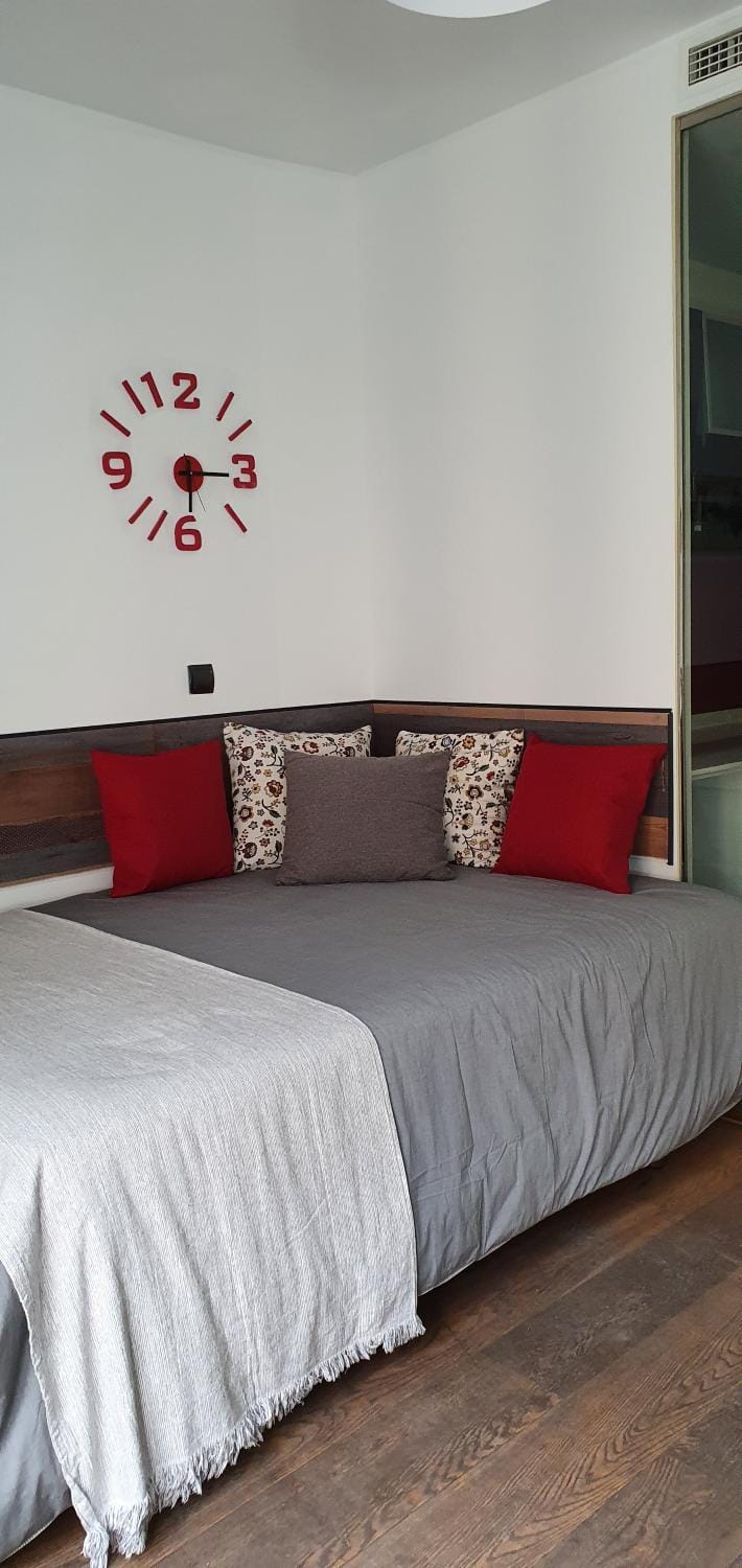Living room, Bedroom