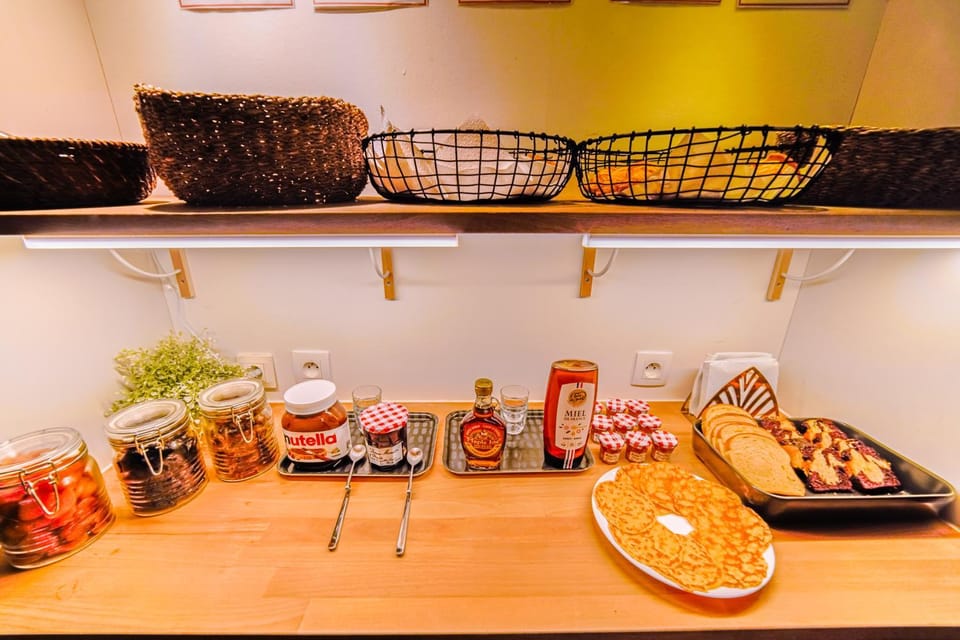 Food and drinks, Buffet breakfast