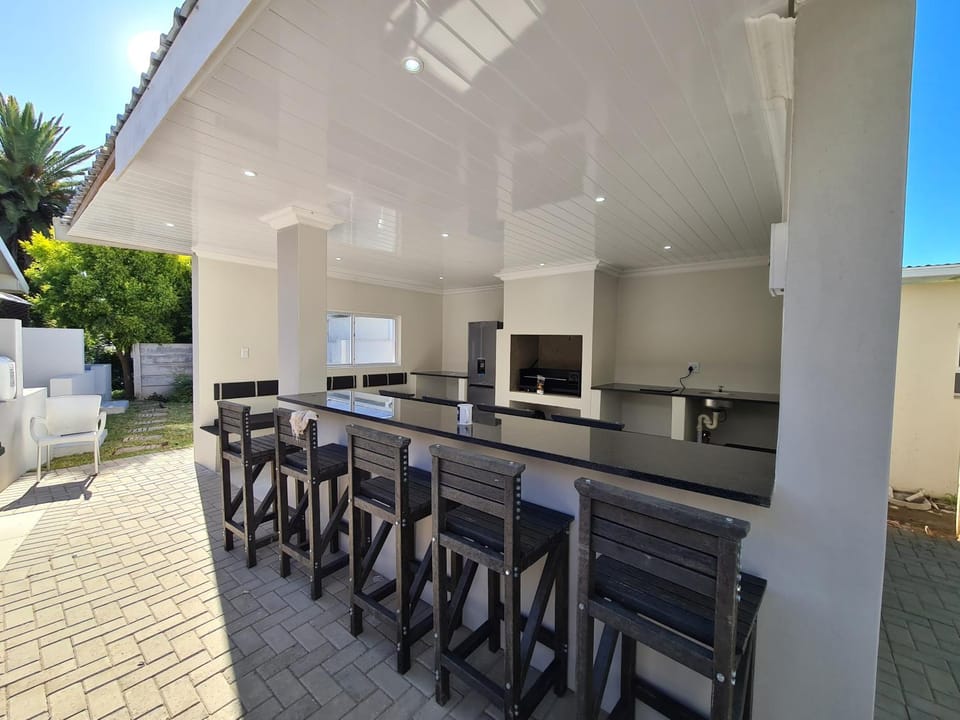 Day, BBQ facilities, BBQ facilities, Kitchen or kitchenette, Communal kitchen, Garden view