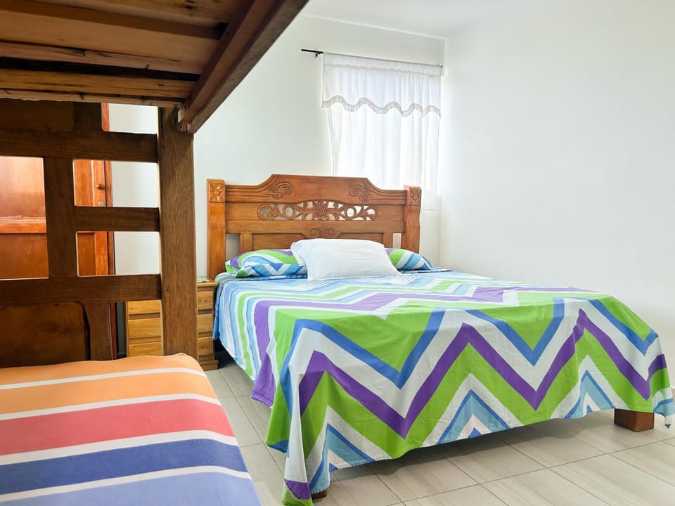 Bed, Photo of the whole room