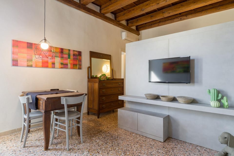 Gaetanotrezza14 by Reasy&Busy Apartment in Verona
