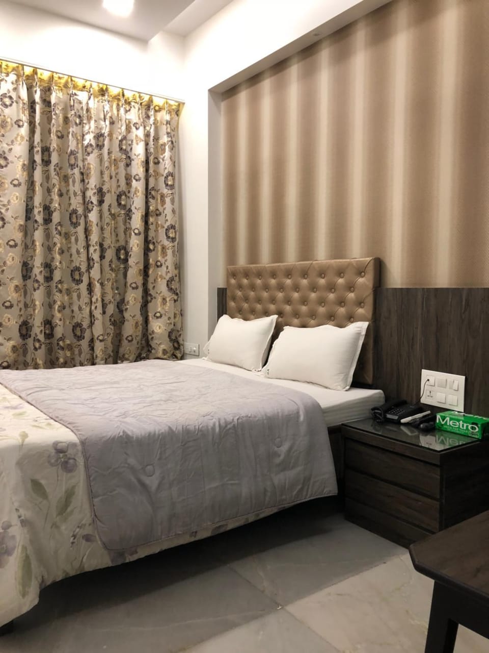 Hotel Antique - Colaba Hotel in Mumbai