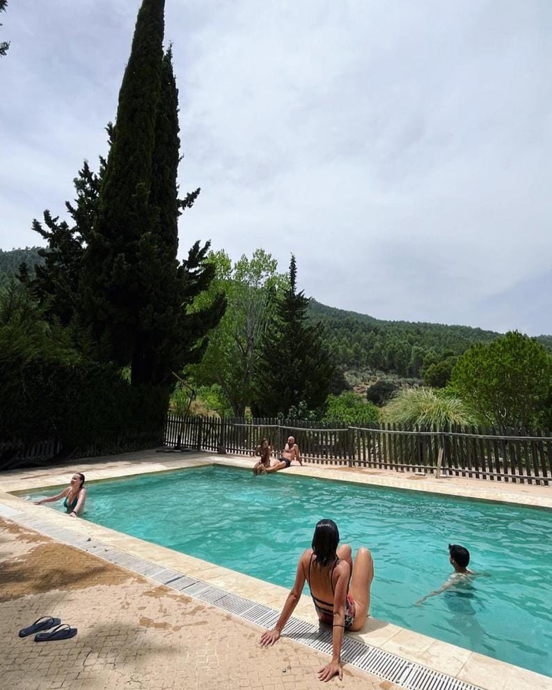 Swimming pool