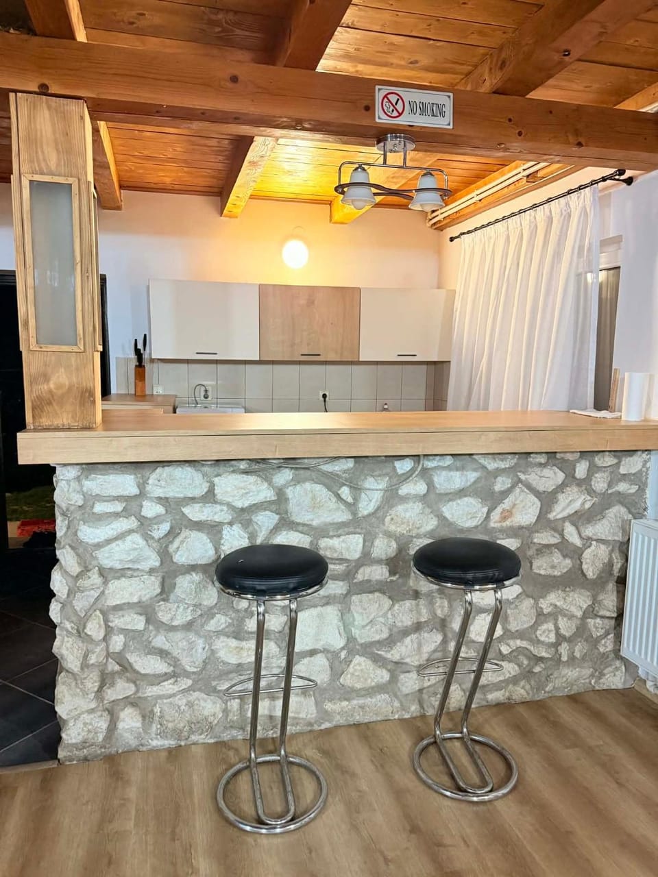 Cabana Vladimir House in Romania