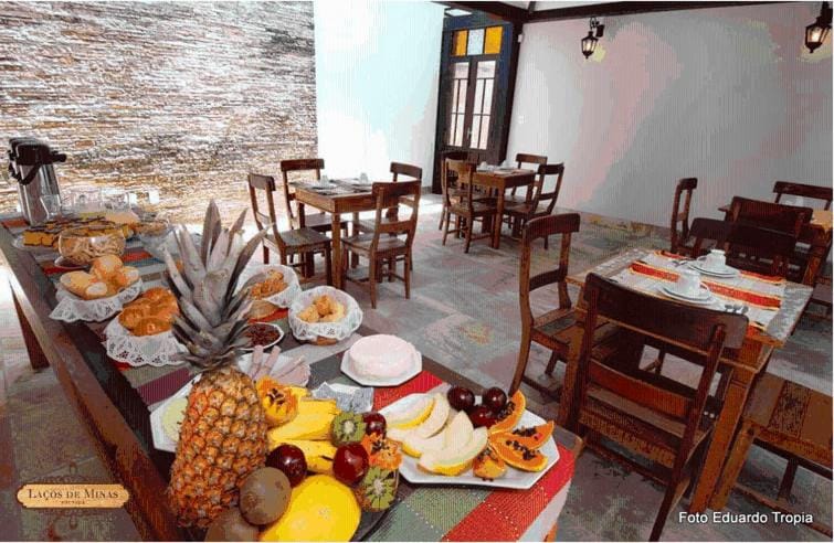 Restaurant/places to eat, Buffet breakfast