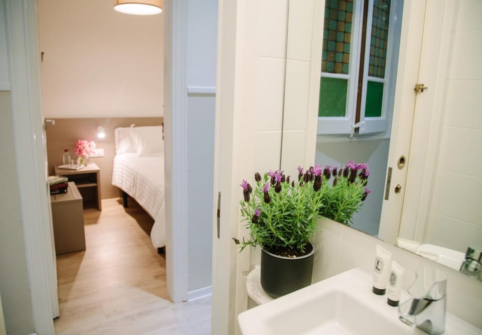 Bathroom, Bedroom