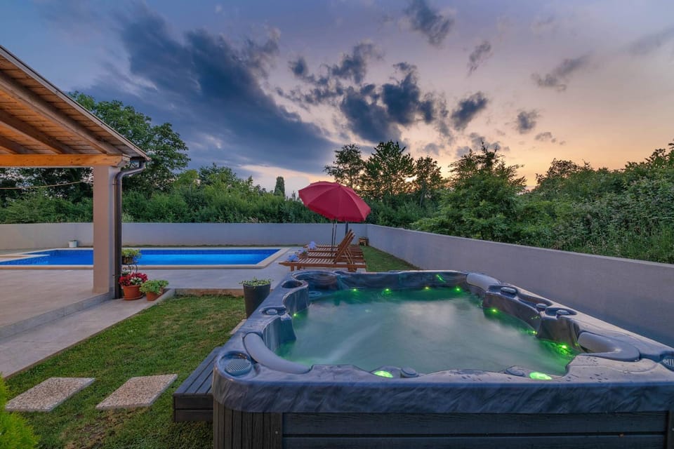 Hot Tub
