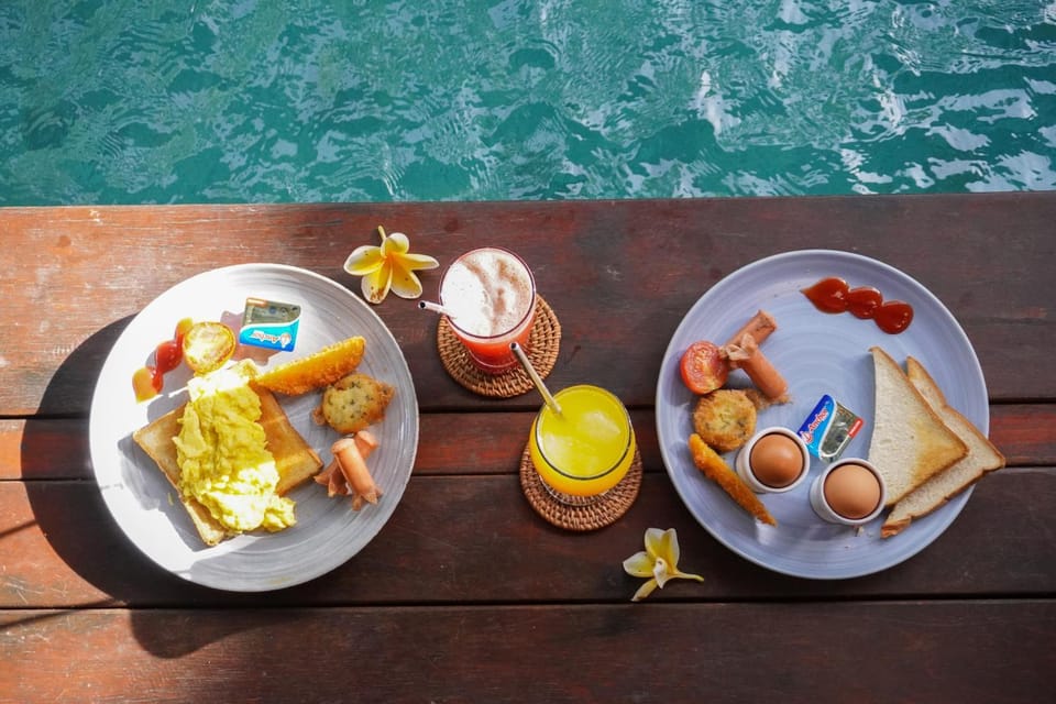 Food and drinks, Food, Pool view, Swimming pool, Breakfast, Breakfast, Continental breakfast