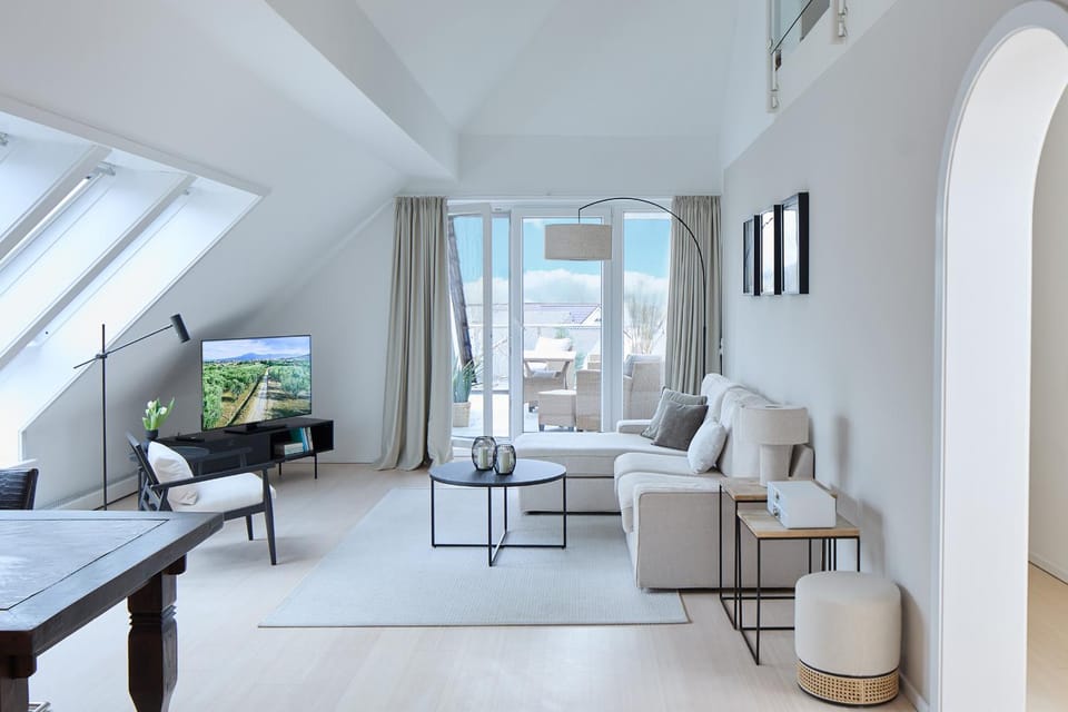 TV and multimedia, Living room, Seating area