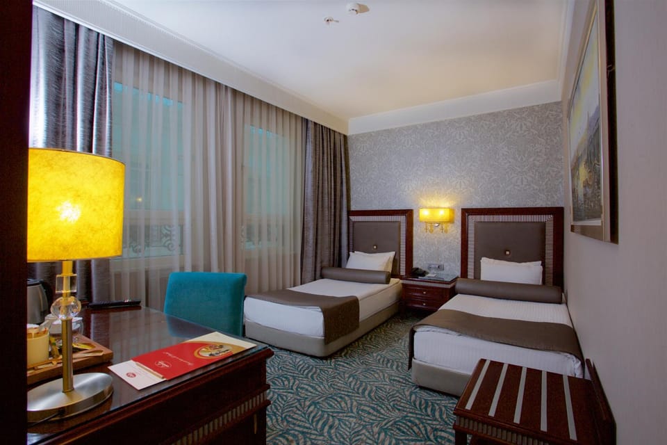 Bed, TV and multimedia, Coffee/tea facilities, Photo of the whole room