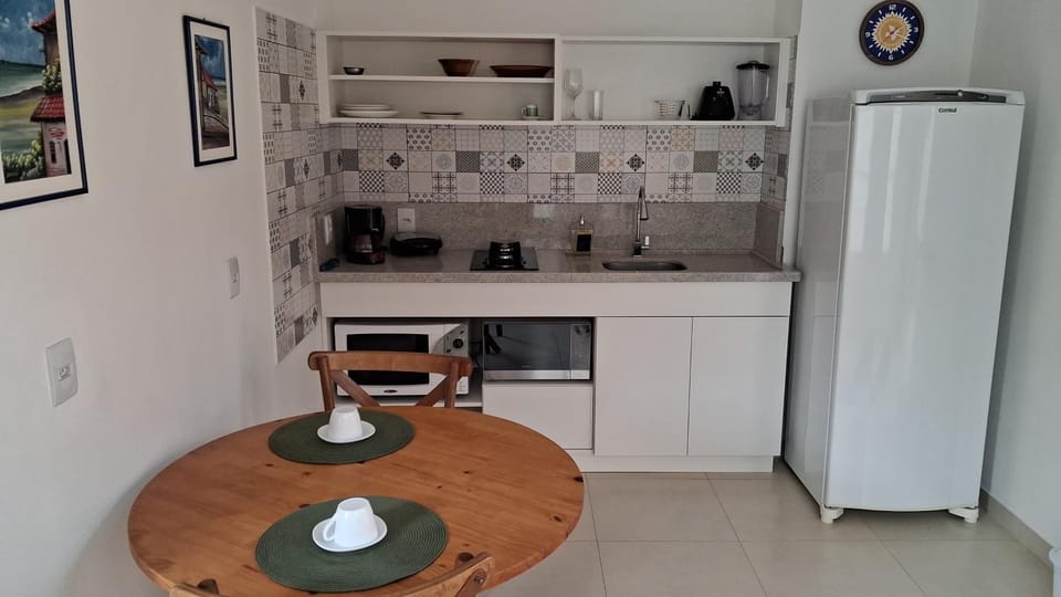 Apartamento - Praia da Armação do Pântano do Sul - Ar Condicionado Apartment in Florianopolis