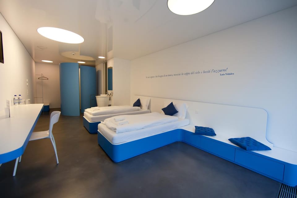 Chromotel self check-in Hotel in Lugano