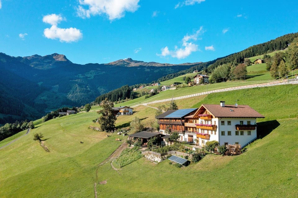 Property building, Natural landscape, View (from property/room), Location