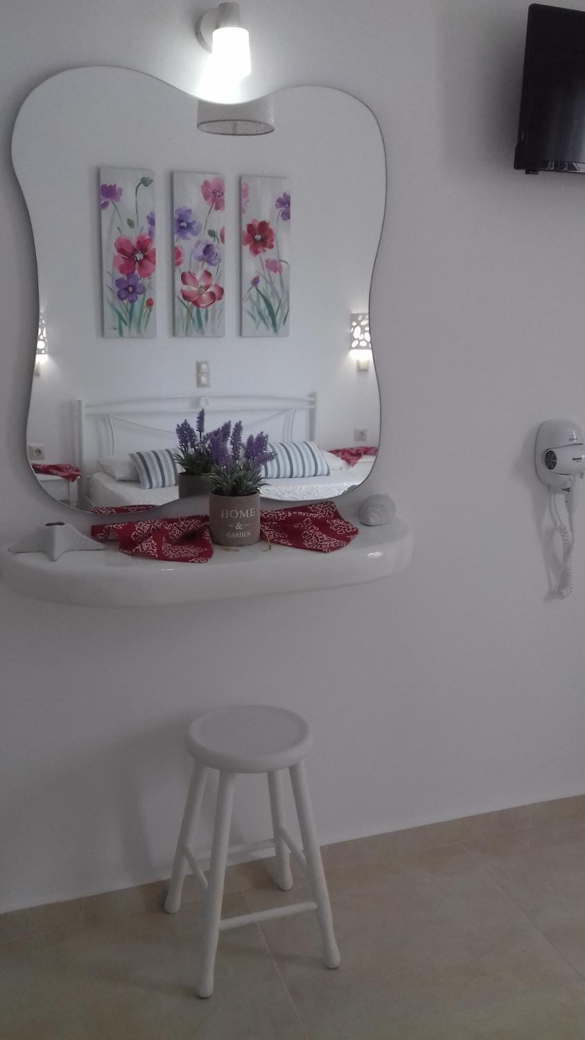 Klimataria Studios Apartment in Agios Prokopios