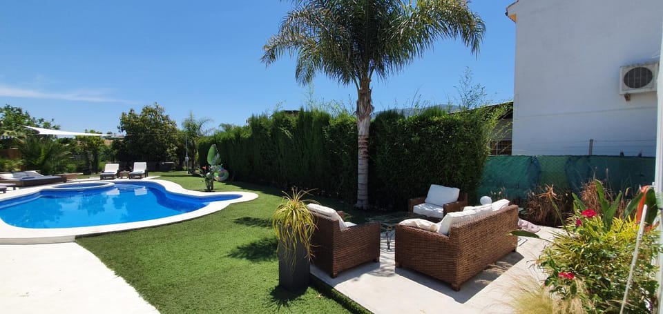 Garden, Balcony/Terrace