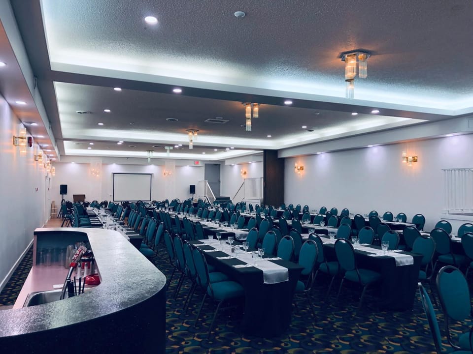 Meeting/conference room