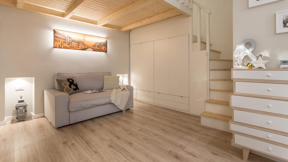 Living room, Bedroom