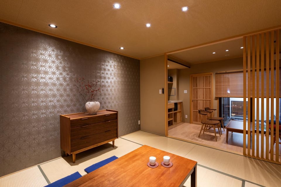 Living room, Photo of the whole room