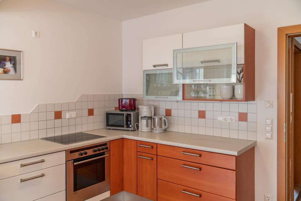 Coffee/tea facilities, Kitchen or kitchenette, Food and drinks