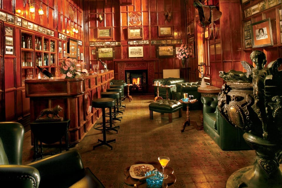 Lounge or bar, Seating area, Area and facilities