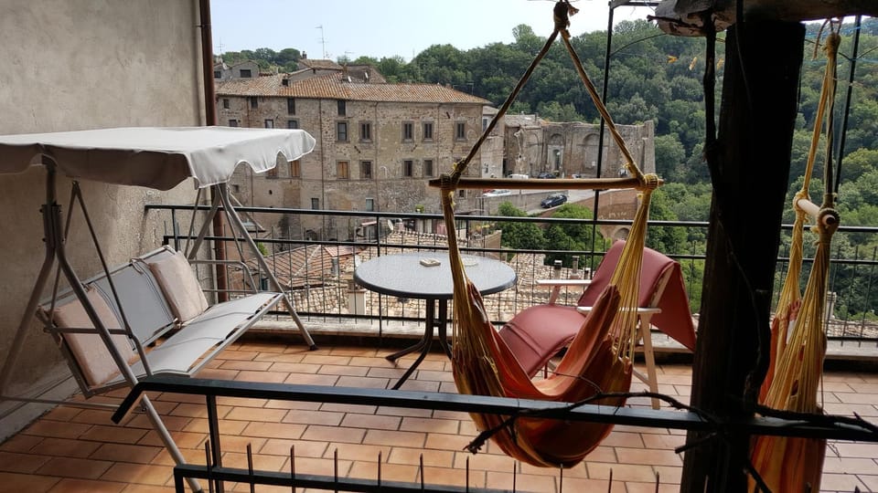 View (from property/room), Balcony/Terrace, Seating area