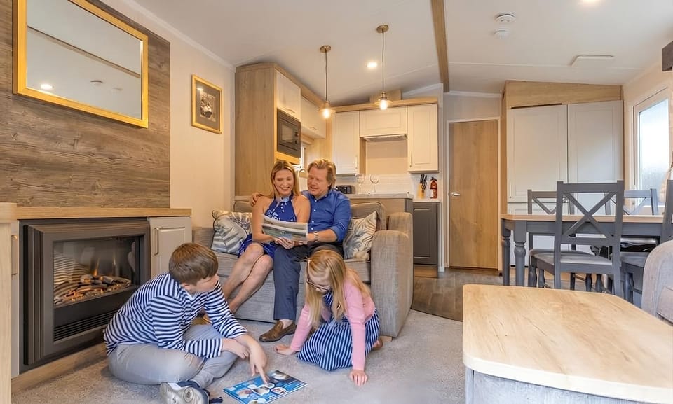 Living room, Dining area, heating, kitchen