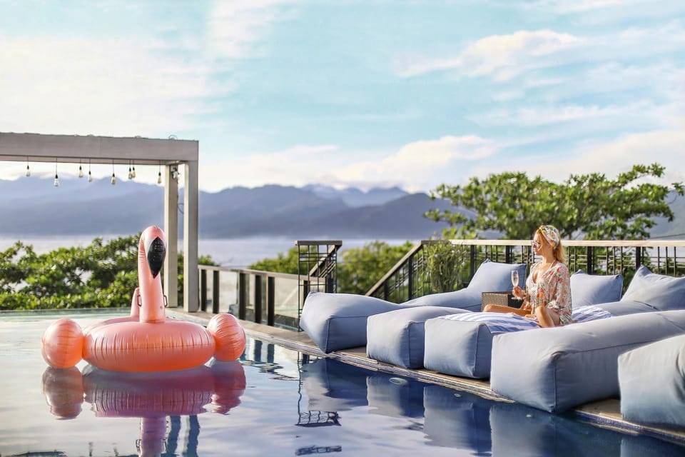 Sea view, Area and facilities, Swimming pool, Swimming pool