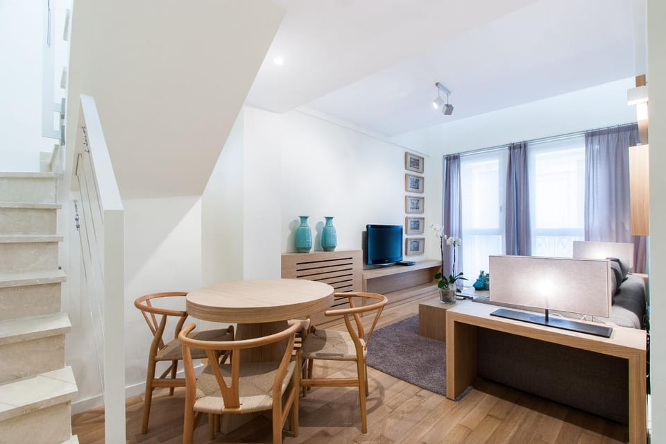 Lounge or bar