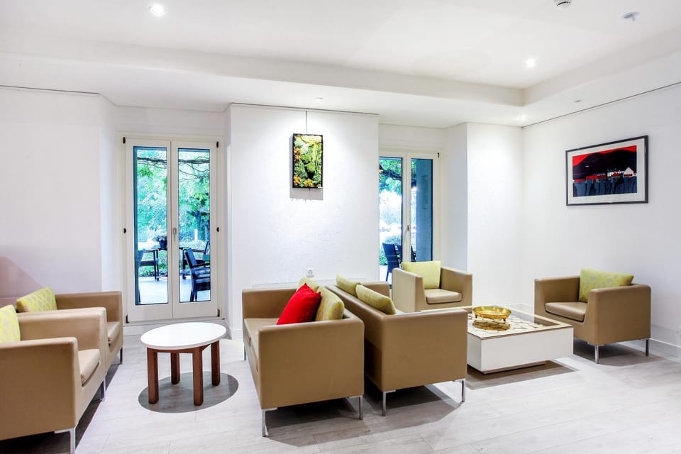 Lounge or bar