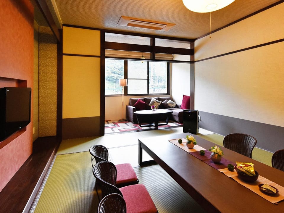 Other, Photo of the whole room