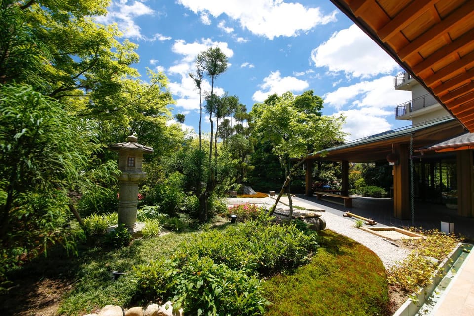 Property building, Facade/entrance, Natural landscape