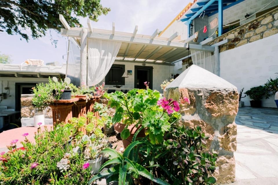 Lampi's House House in Decentralized Administration of the Aegean