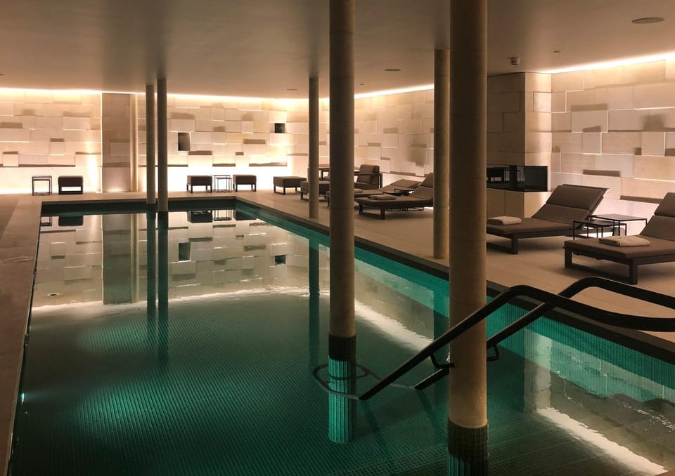 Swimming pool, Swimming pool