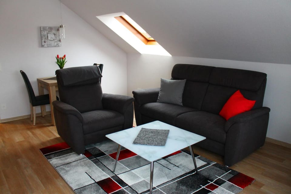 Living room, Photo of the whole room