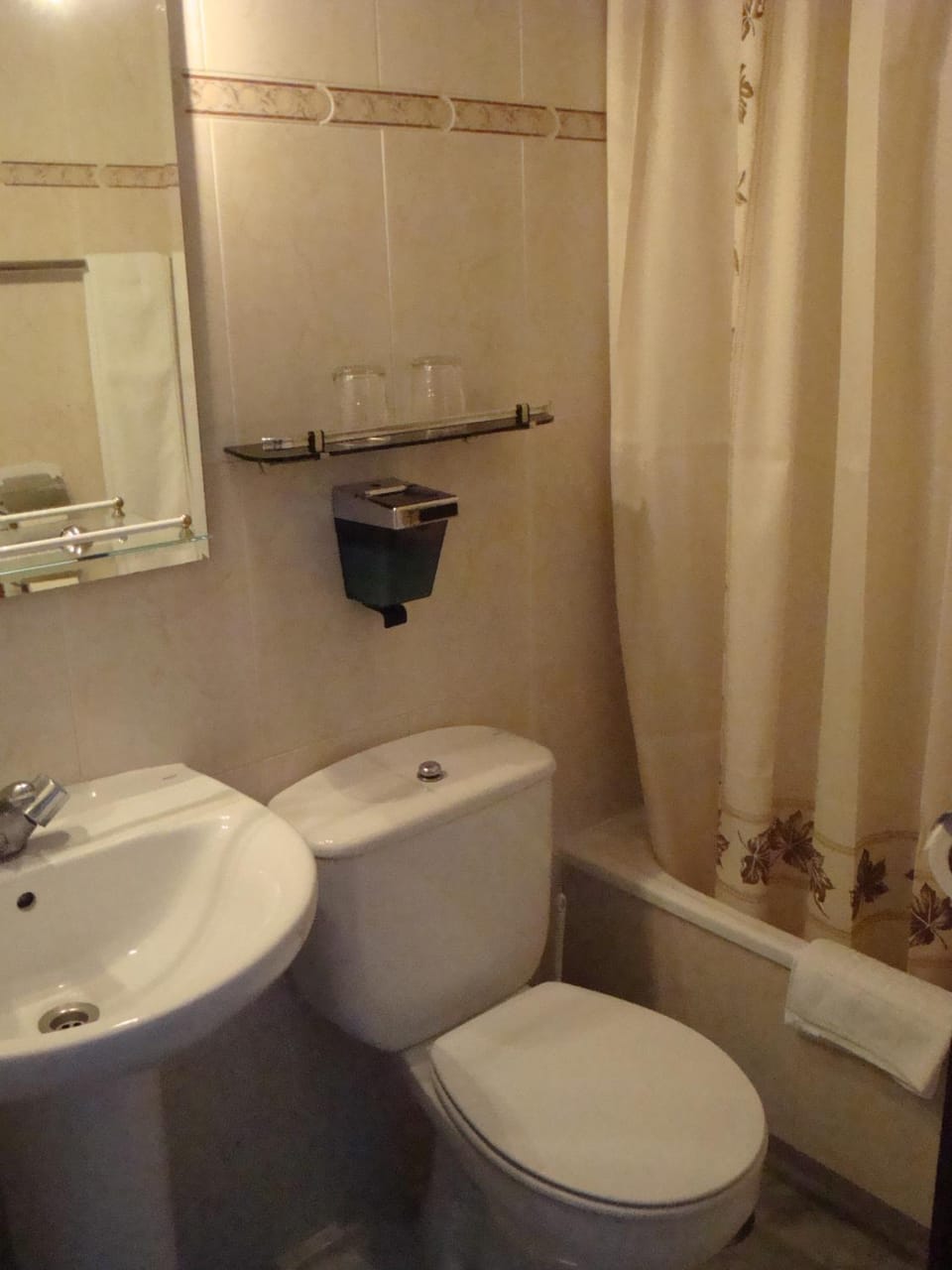 Toilet, Bathroom, Bath