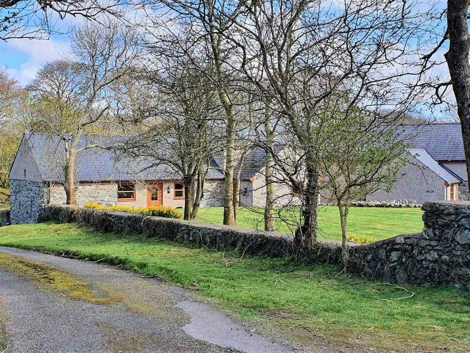 Property building, Garden, Garden view