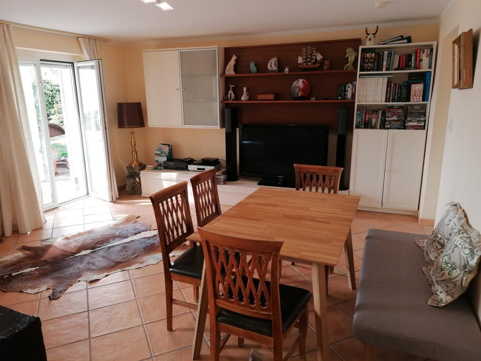 Holiday Apartment Krumpendorf Apartment in Klagenfurt