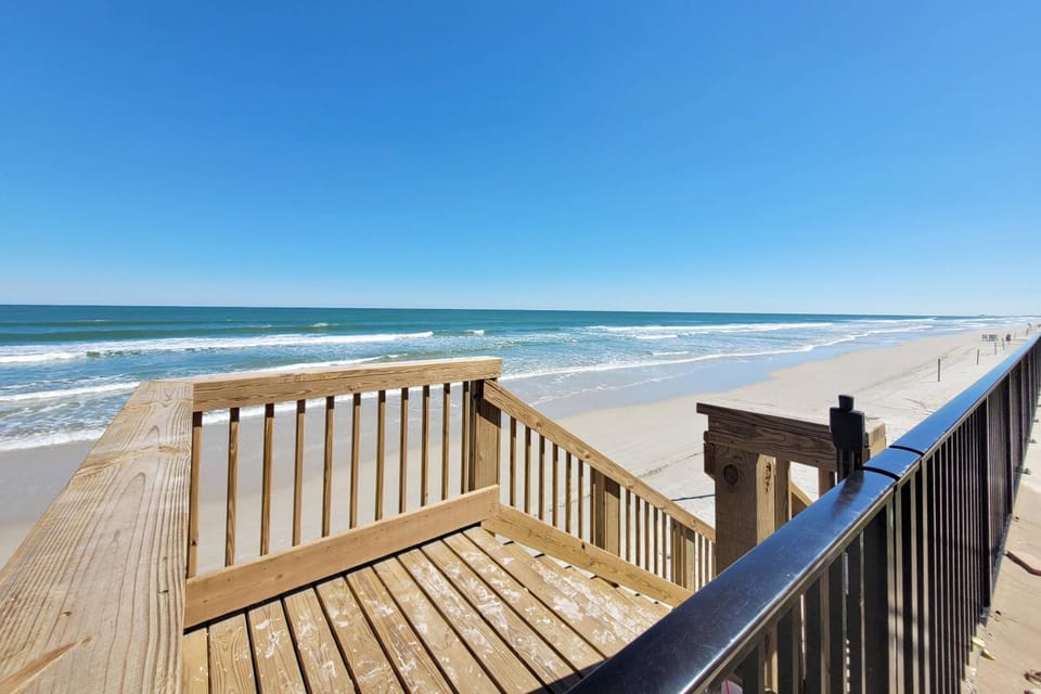 Beach Condo Unit #103 House in Daytona Beach Shores