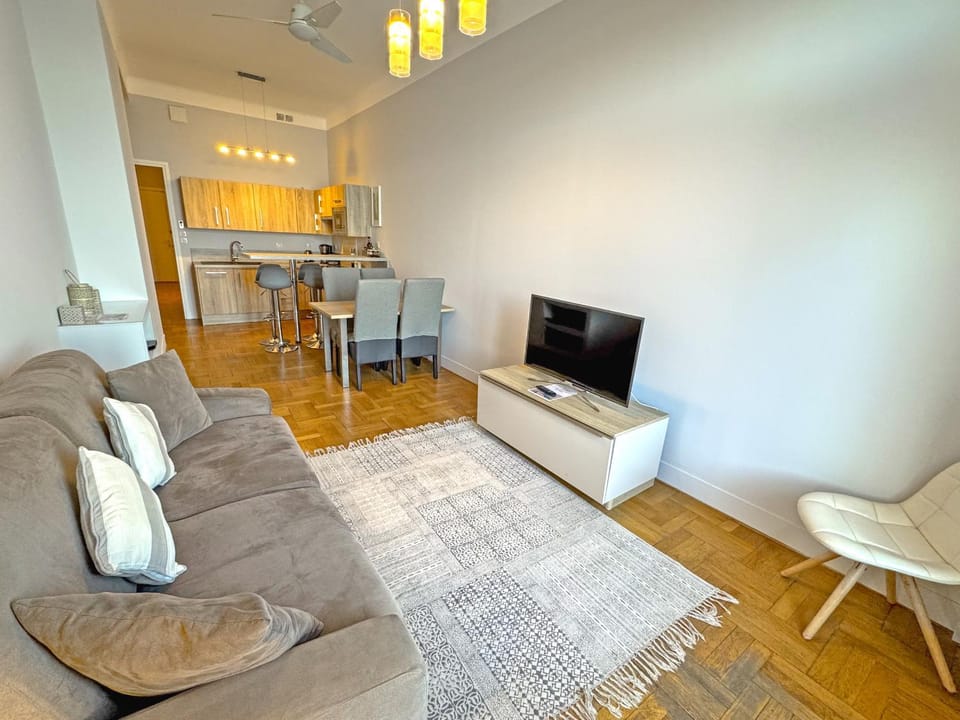 PROMENADE HOLIDAY - ROCAMARE PROMENADE Apartment in Nice