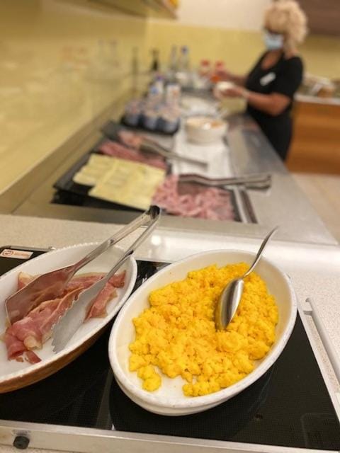 Continental breakfast, Buffet breakfast, Italian breakfast
