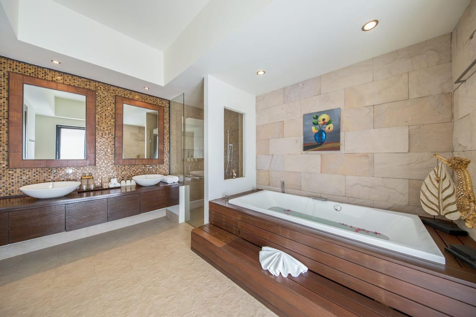 Bathroom, Bath