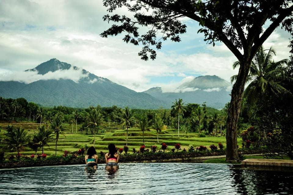 Property building, Natural landscape, On site, Mountain view, Swimming pool