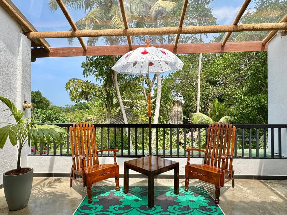 View (from property/room), Garden view, Inner courtyard view