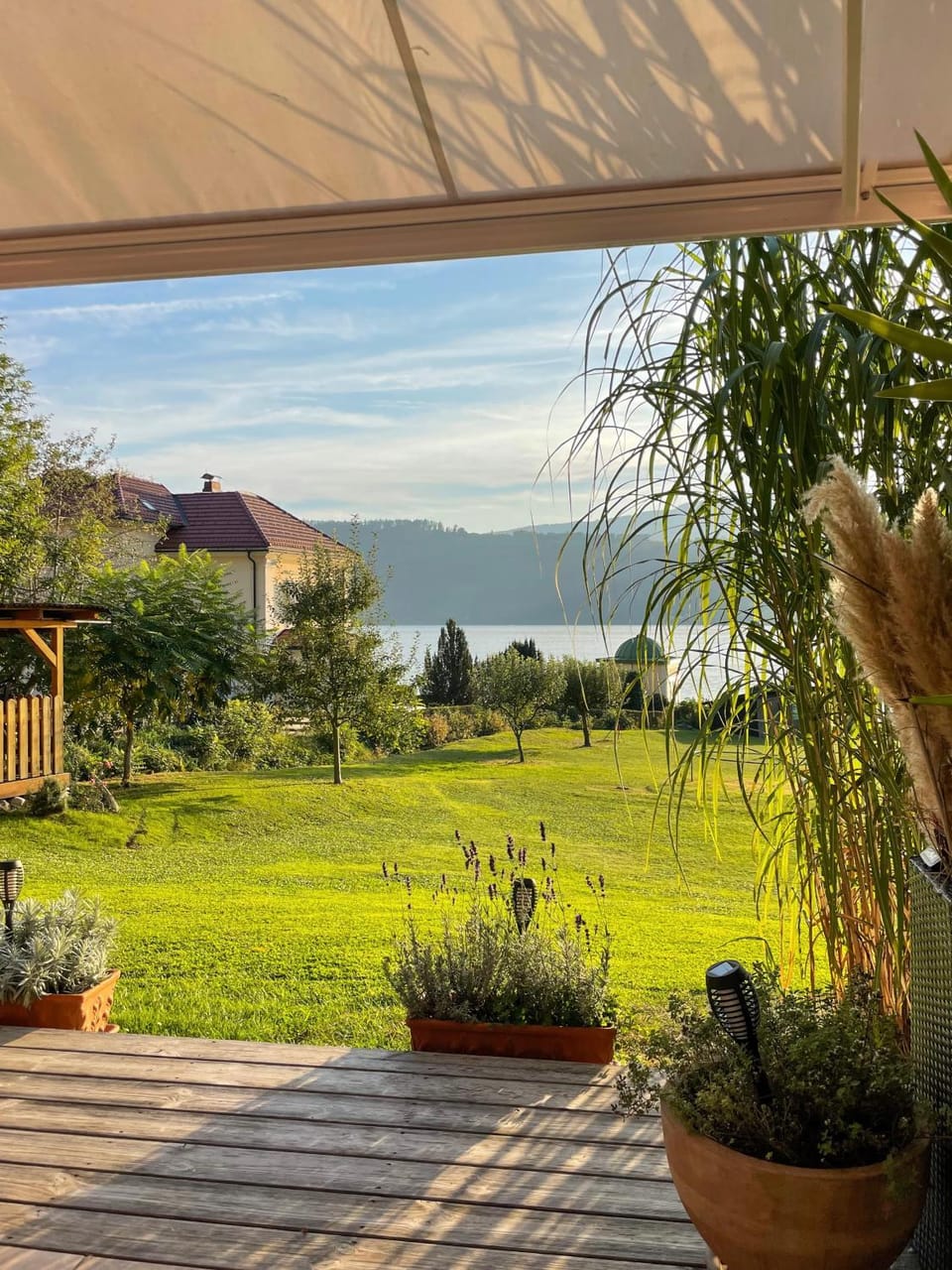 Garden, Lake view