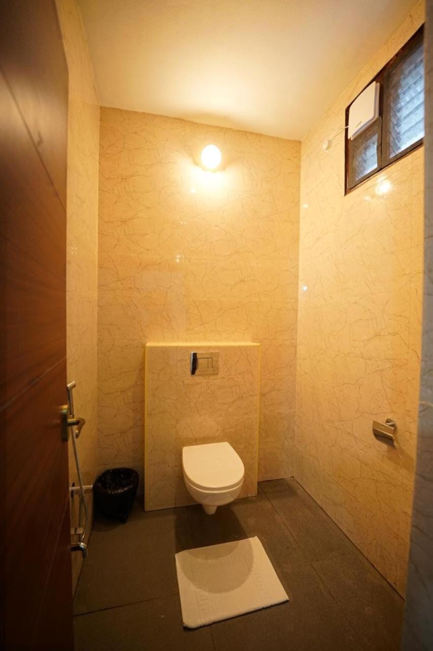 Chettinad Packer Comfort Hostel in Tamil Nadu