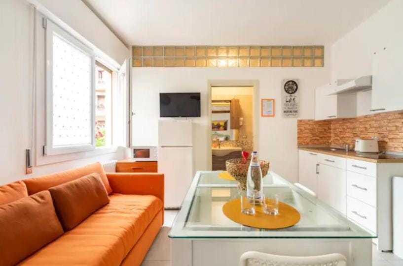 Kitchen or kitchenette, Photo of the whole room