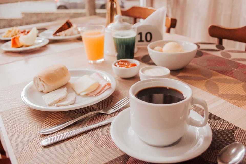 Breakfast, Buffet breakfast
