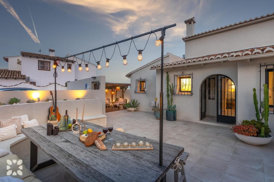Property building, Patio, Day, View (from property/room), Balcony/Terrace, Living room, Seating area